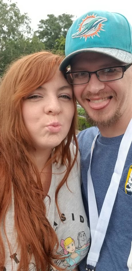 Pawg amp ampNerdy Profilbild