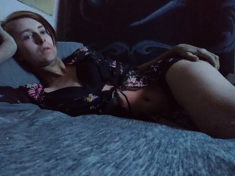 P nutbrittle doesart Profilbild