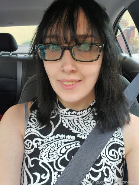 PurgatorySlave hübsche pornografische foto