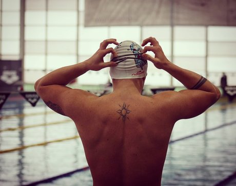 Nahuel C hd nackt foto