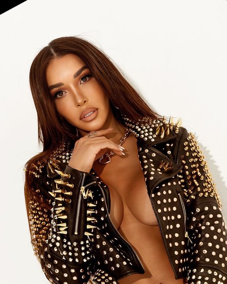 Emilly Dom ngos beste top galerie