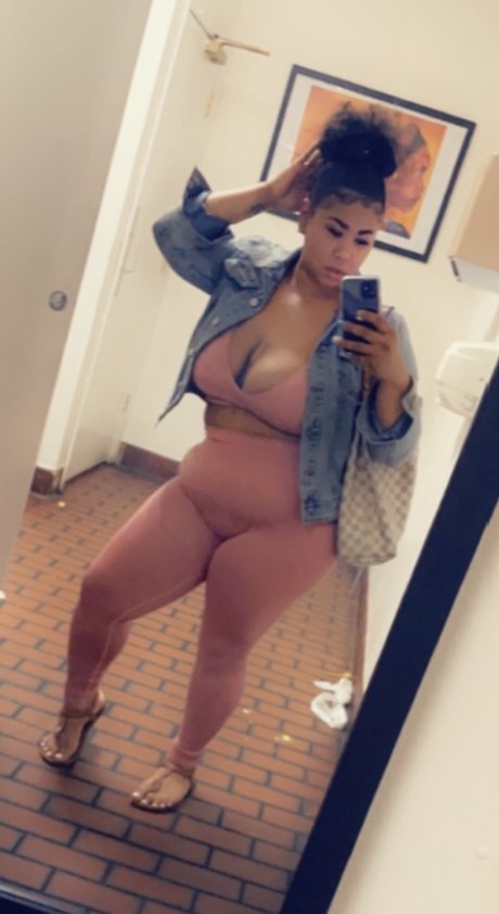 Mariah Lee model heiße fotos