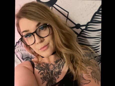 Mara Morte sexy nackten galerien