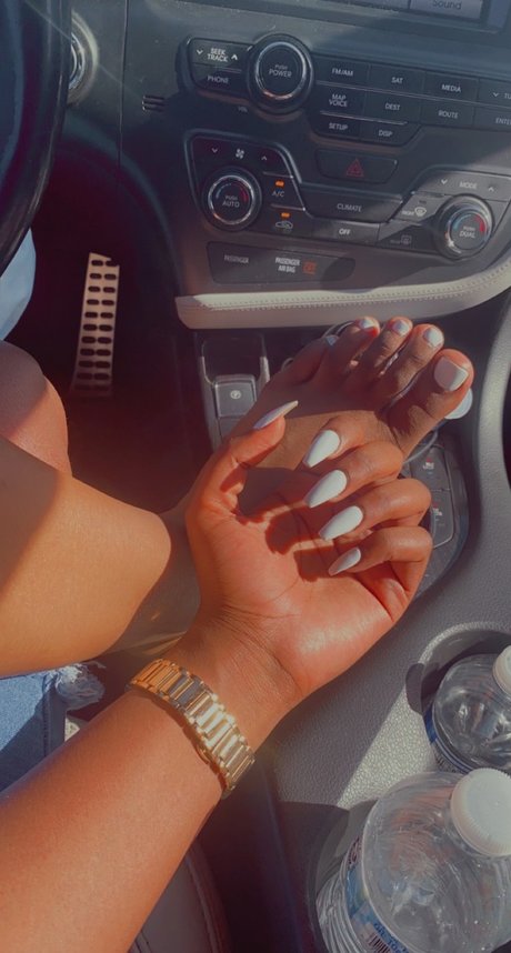 Arialeshea hd erotische bild