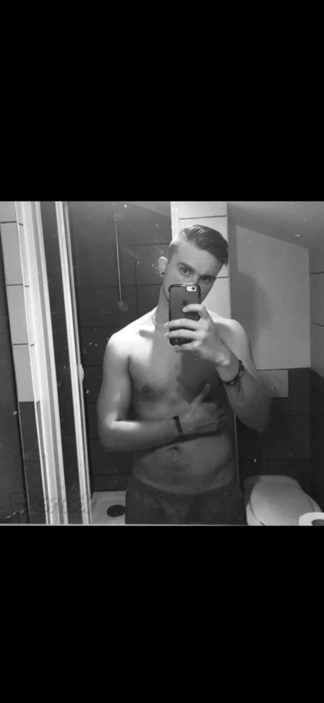 Romain_ hübsche nackt galerie