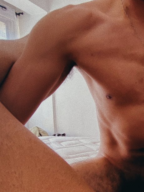 Ariel Arredondo schöne nackte fotos