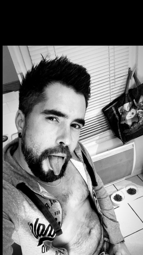 Tayou78 kostenlose nackt foto