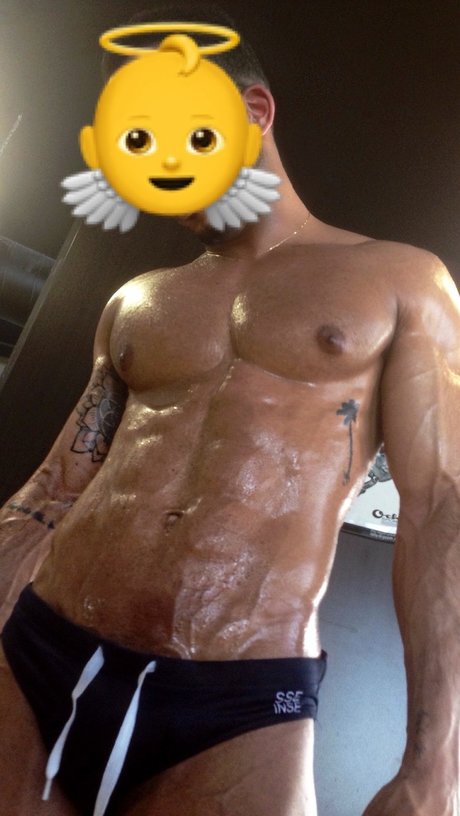 U Tiger_ nacktheit perfekte archiv