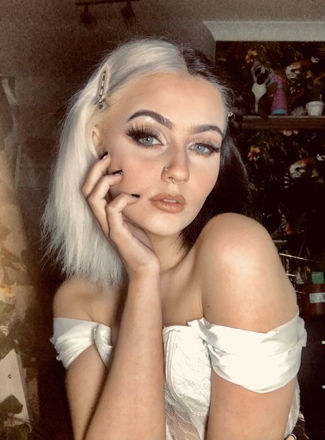 Mayobaby schöne sexy fotos