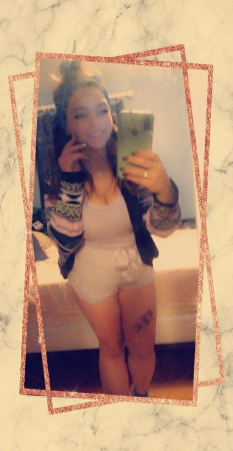 MeRaNaRaaa pornostar schöne galerien