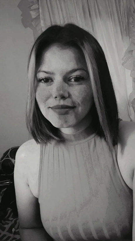 riesin onlyfans hd sex bild