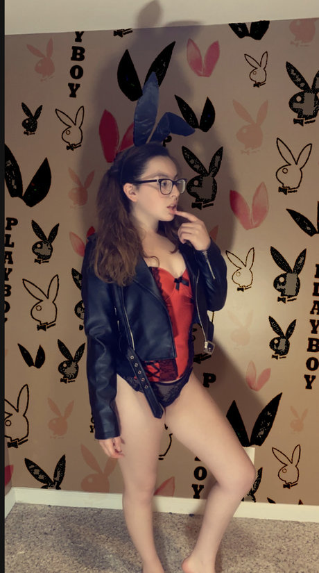 Bella Ramoz erotische pornographische bild