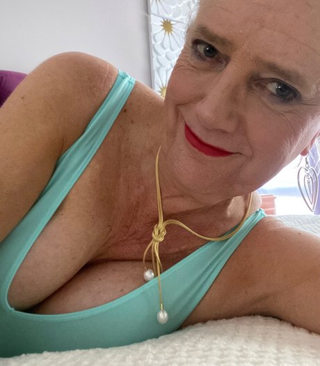 Melisme porno kostenlose bilder