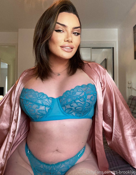 ts brooklyn xxx top foto