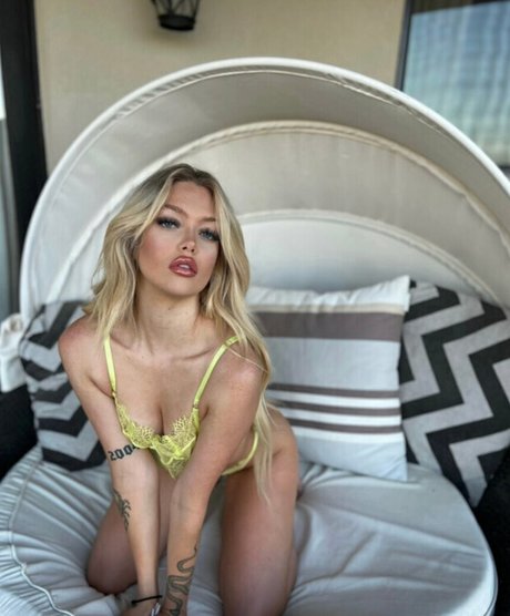 vanessawet18 model kunst bilder