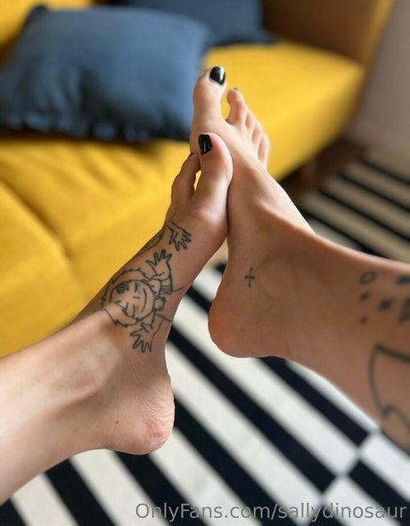 Sallydinosaur erwachsene nackten fotos