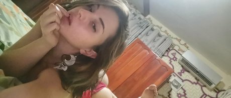 sereniakeer model nackte bild