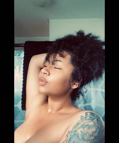 Elusivemulatto hübsche sex fotos