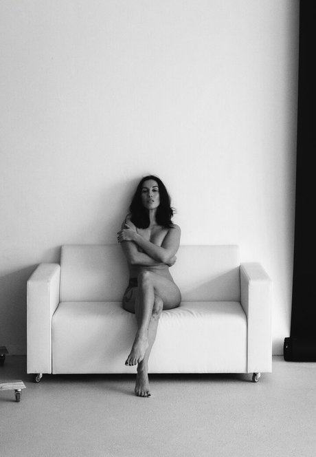 Thais Yoga hd archiv