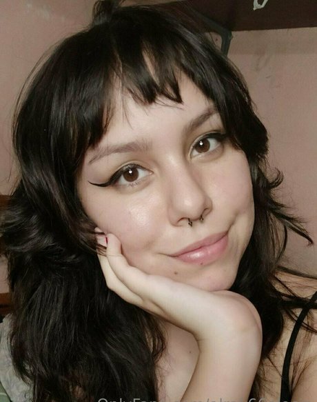 alrak66elocin schauspielerin heiße foto