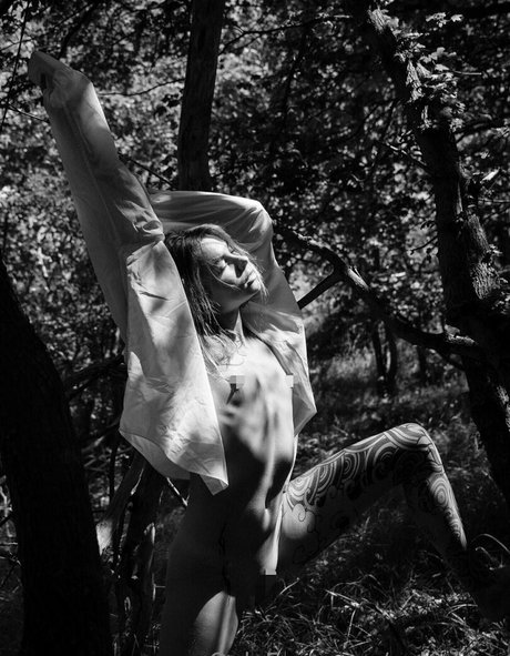 poly luna schauspielerin erwachsene foto