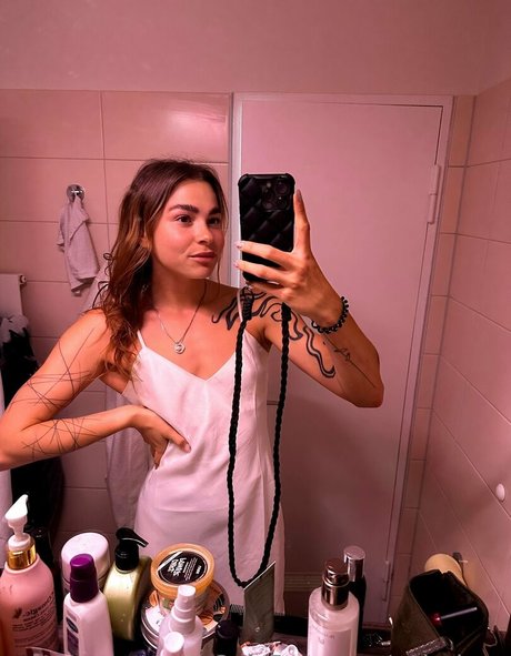 poly luna exklusive akt foto