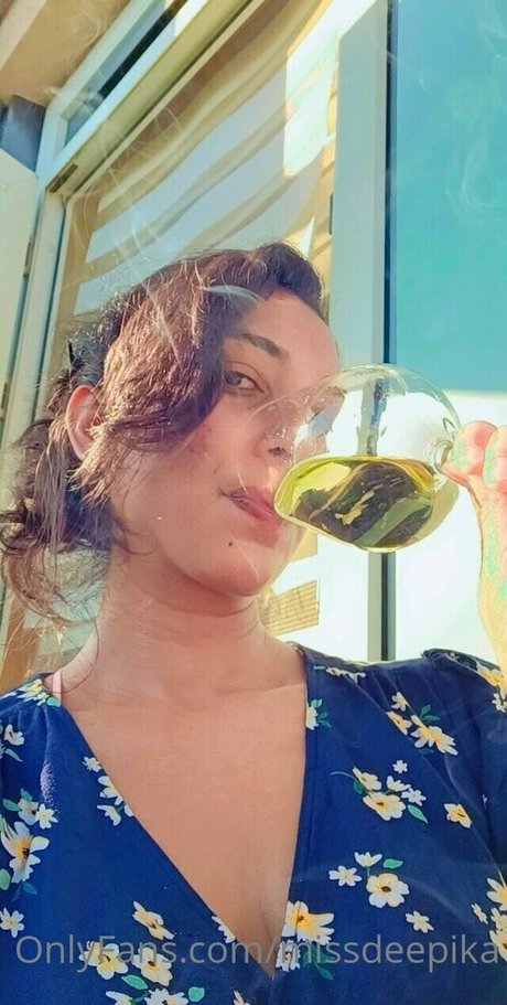 missdeepika erotische sexy fotos