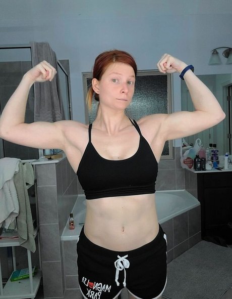 Accent Kisses xxx kunst galerie