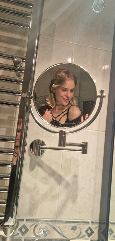 emmachloee kunst porno bild