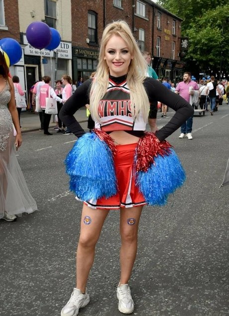 Katie McGlynn porno hd galerien