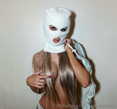 onlyannalise nackt schöne bild