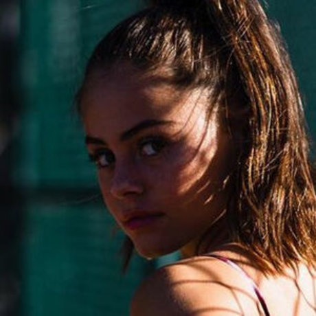 Daniella Beckerman top beste galerien