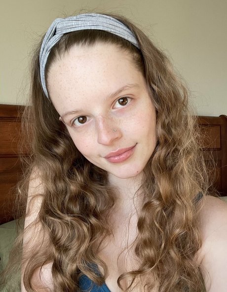 peachypotbaby kunst nacktheit bild