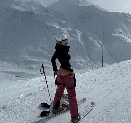 Mia Brown schauspielerin nackte galerie