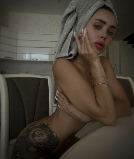 anastazzilisa21 erotische schöne fotos