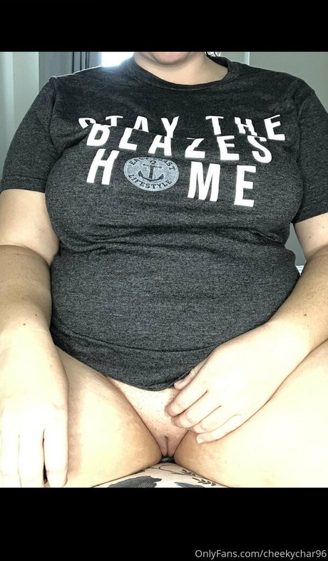 cheekychar96 freie nacktheit bilder