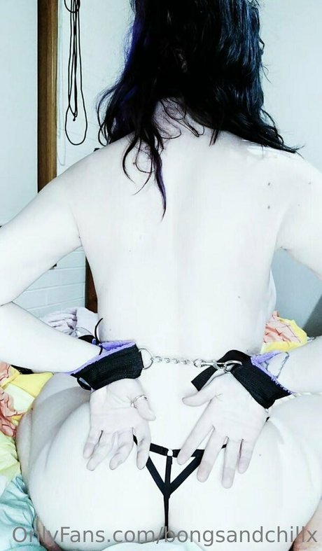 bongsandchillx schauspielerin exklusive galerien