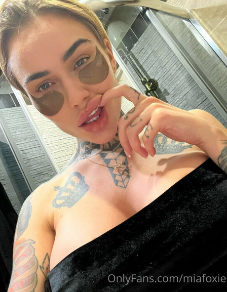 miafoxie schauspielerin nette galerien