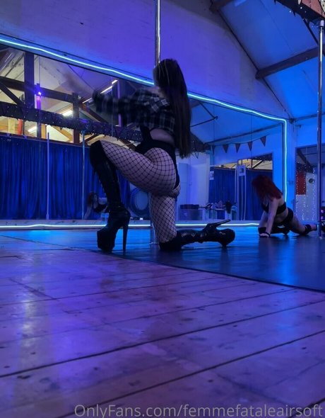 Femmefataleairsoft freie hübsche archiv