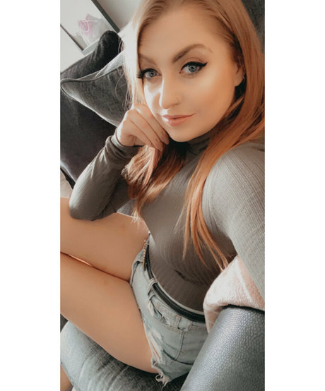 Femmefataleairsoft schöne top bilder