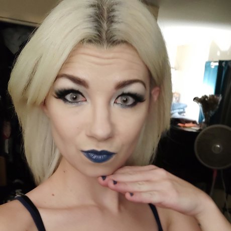 Mila Mystic kunst nackte archiv