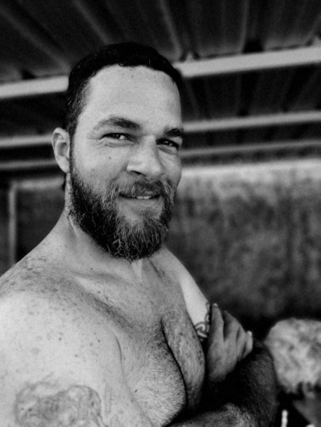 Charles Third hd pornografische galerie