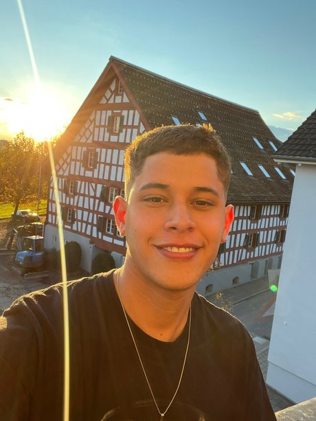 berühmte ladyboy-onlyfans freie beste galerien