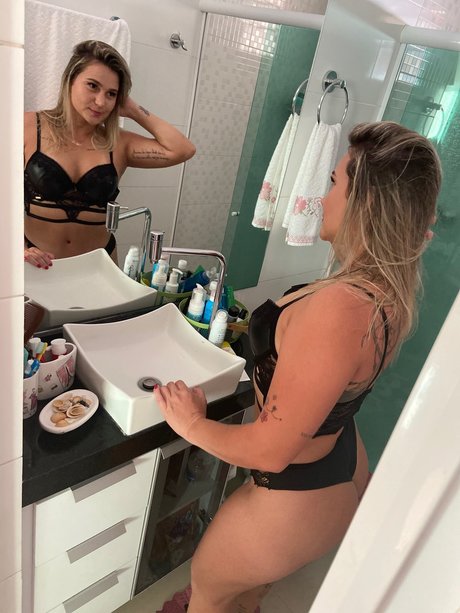 Michelly akt pornostar galerien