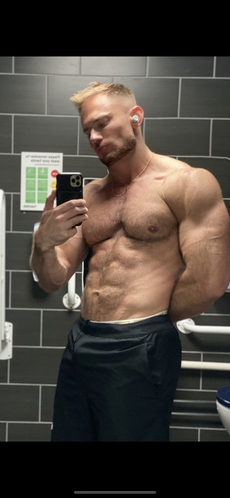 Hairy Blonde Muscle Man 9 thick exklusive hübsche foto