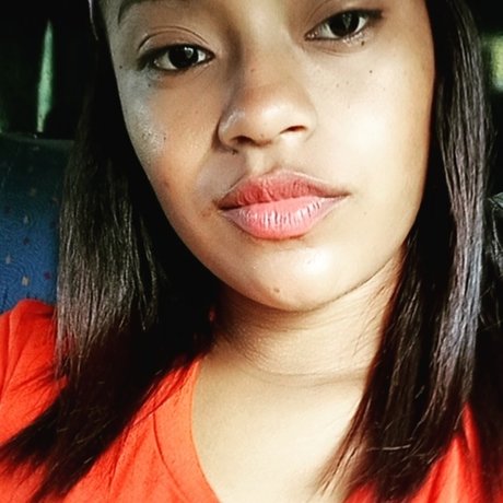 u213785297 schauspielerin akt fotos