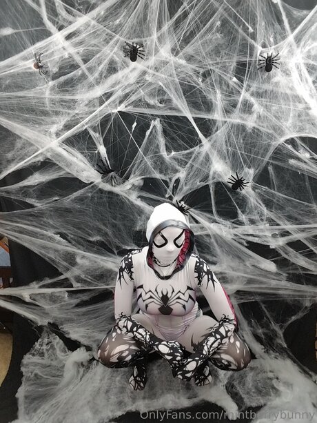 MintBerryBunny kunst sex galerie