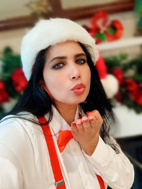 Mini Richard schauspielerin perfekte bild