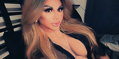 Chanel Showz xxx nette bild