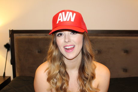 CarlyQuinnVIP hübsche nackt bild